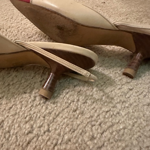 CHANEL Beige and Red Pointed Toe Heels - Picture 4 of 4